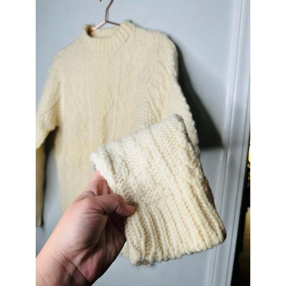 Vintage WICKBURY LTD Ivory 100% Fine Wool 70s/80s Mock Neck Sweater Size XL - Picture 2 of 5